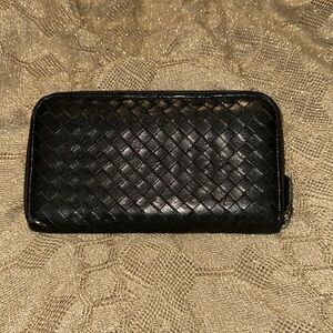 Bottega Veneta Black Woven Wallet EUC